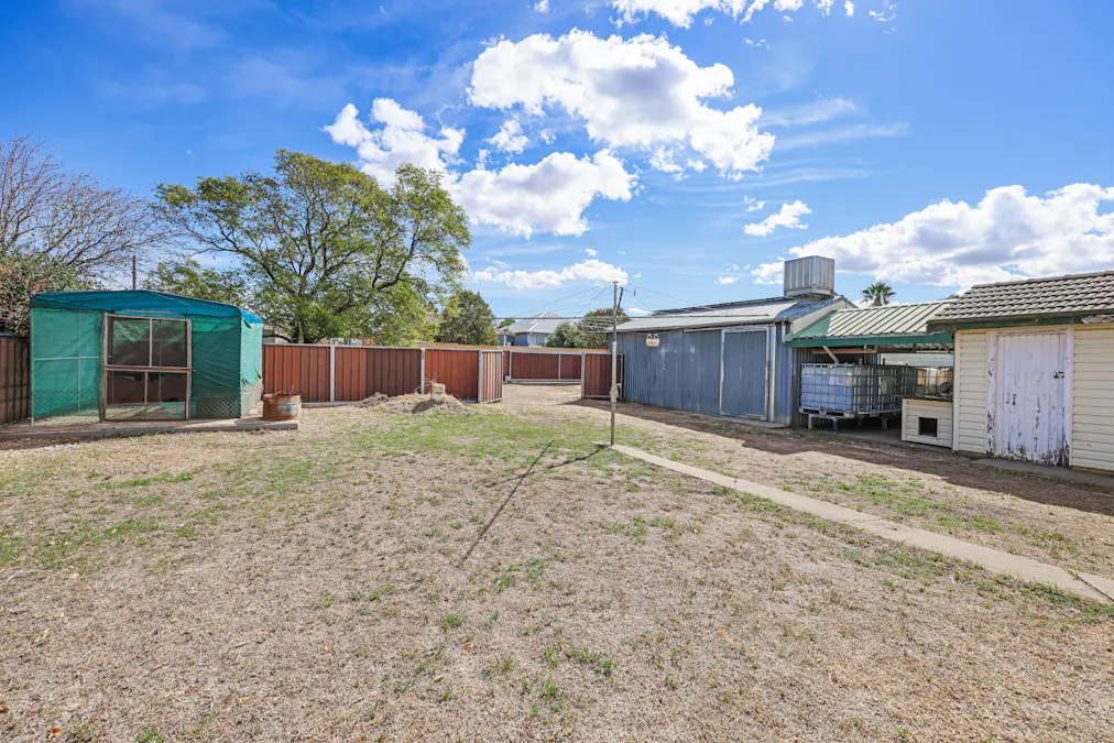 6 Patricia Avenue, South Tamworth, NSW, 2340 - Image 10