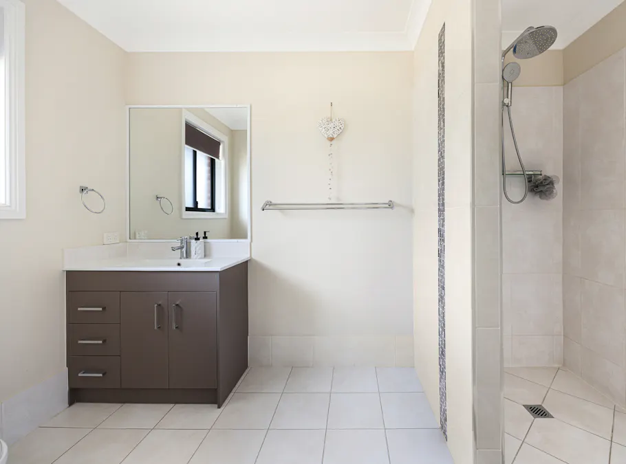 26 Daintree Circuit, Tamworth, NSW, 2340 - Image 12