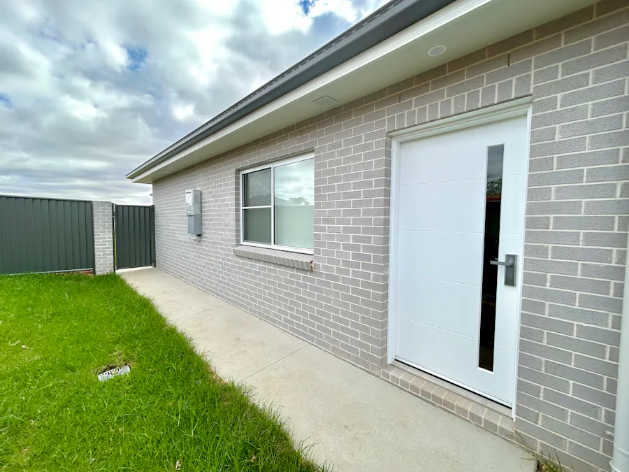 3a Stellers Crescent, Tamworth, NSW, 2340 - Image 2