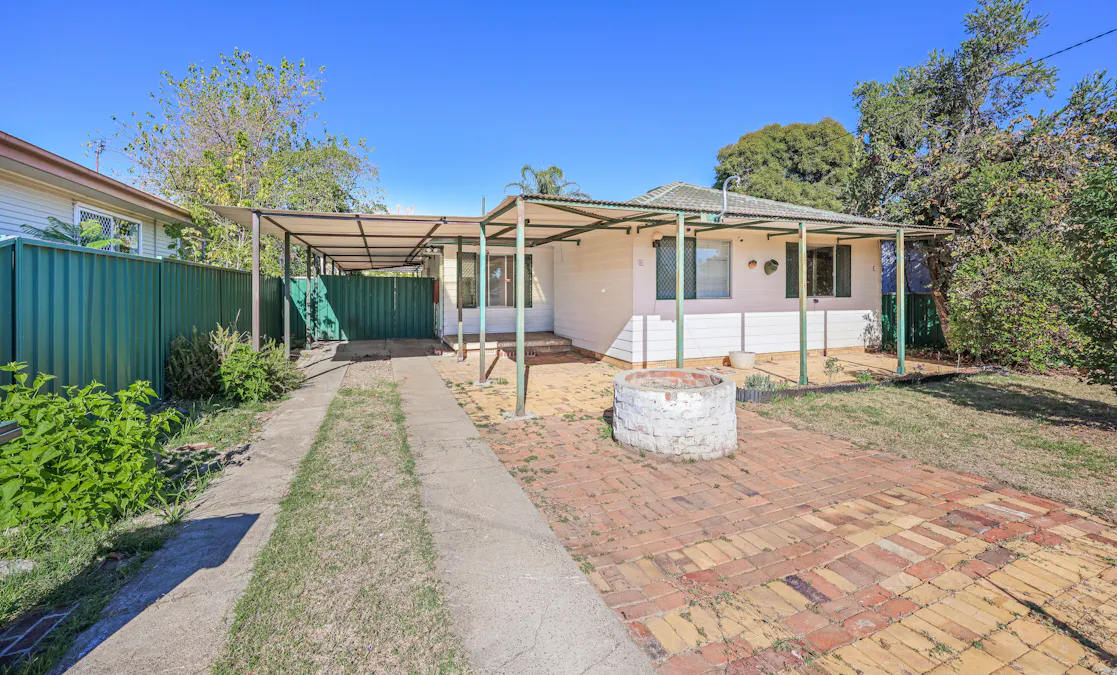 12 Green Street, West Tamworth, NSW, 2340 - Image 1