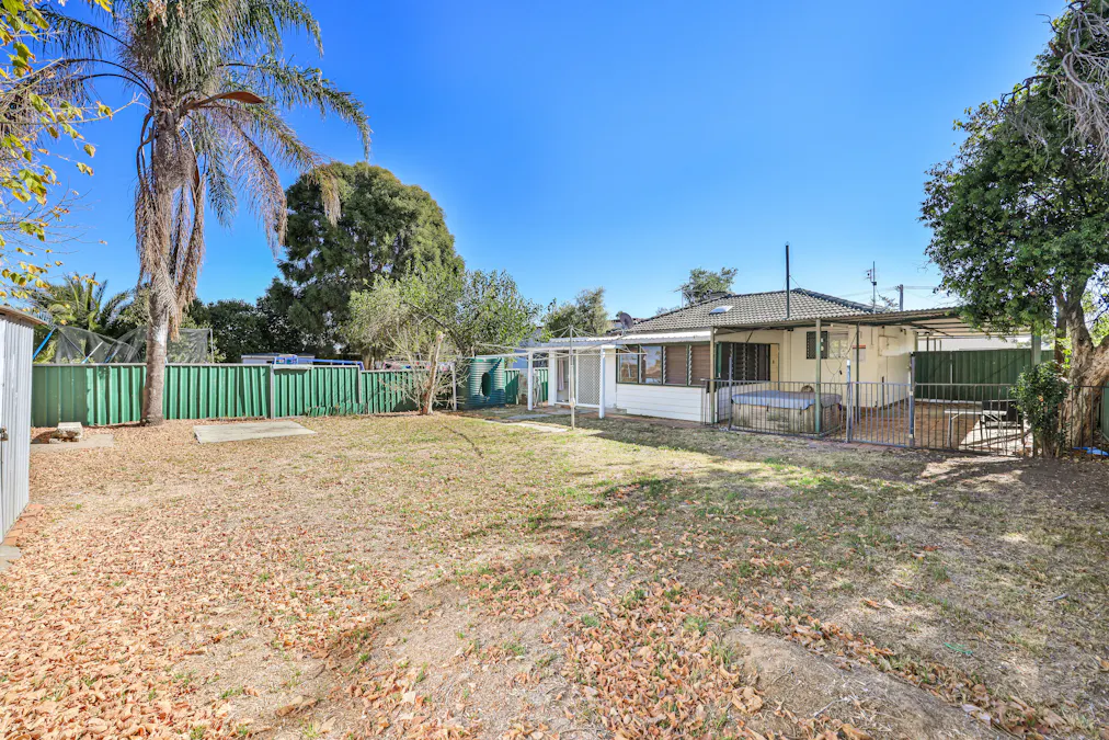 12 Green Street, West Tamworth, NSW, 2340 - Image 11