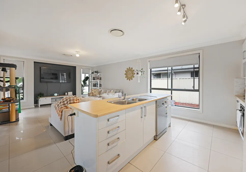 39 Nowland Crescent, Westdale, NSW, 2340 - Image 4