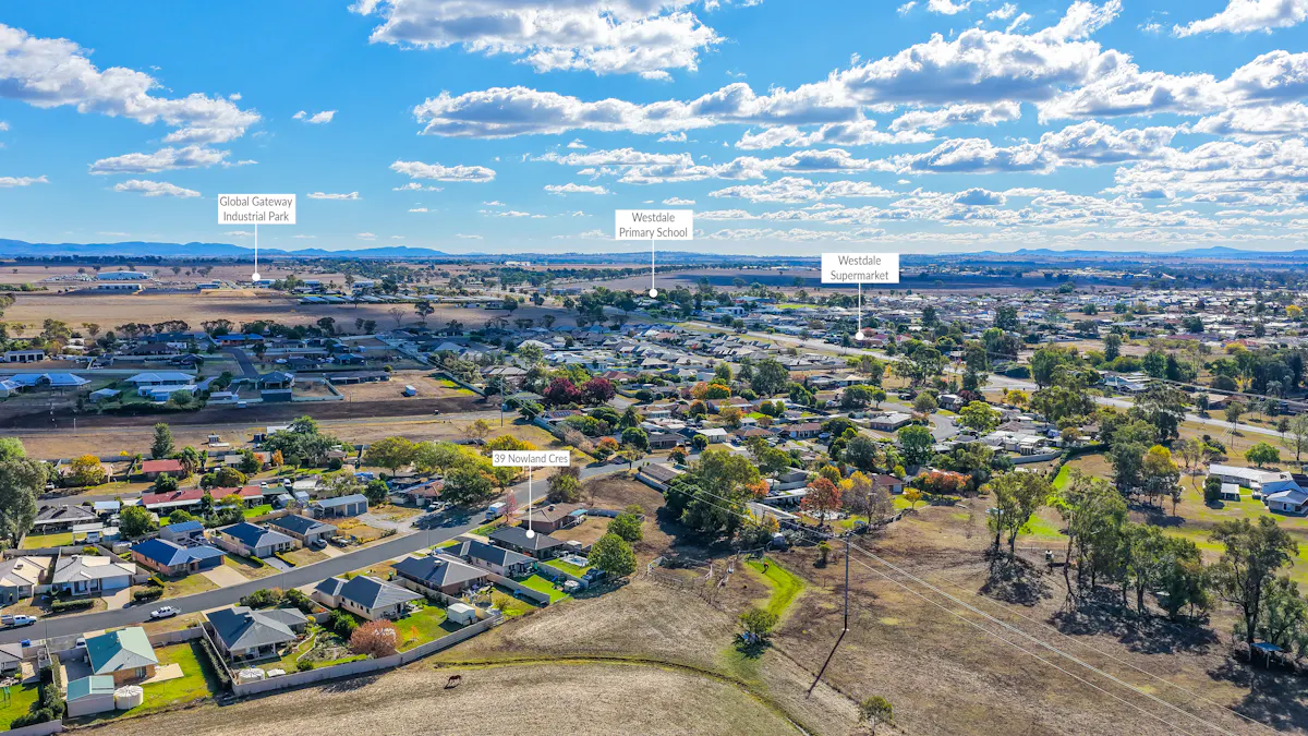 39 Nowland Crescent, Westdale, NSW, 2340 - Image 18