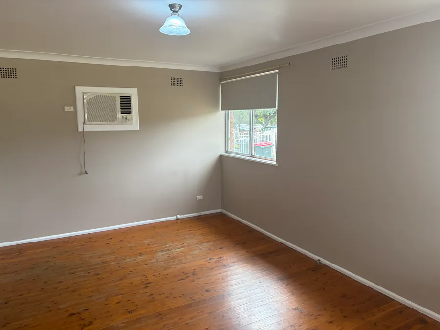 1/2 John Street, Tamworth, NSW, 2340 - Image 2