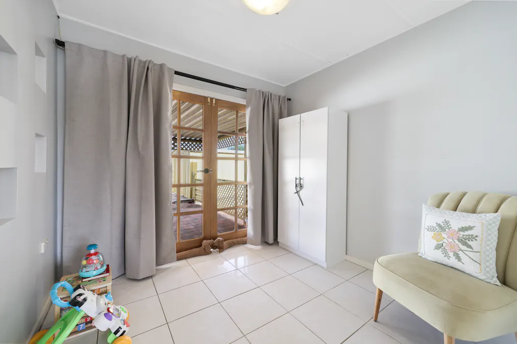 18 Waree Drive, Tamworth, NSW, 2340 - Image 7