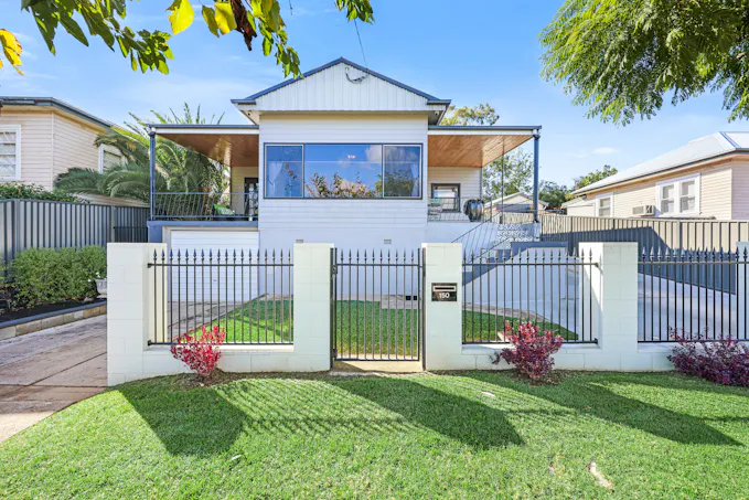 150 Belmore Street, Tamworth, NSW, 2340 - Image 1