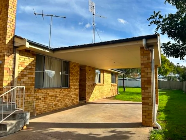 8/2 Edward Street, Tamworth, NSW, 2340 - Image 1