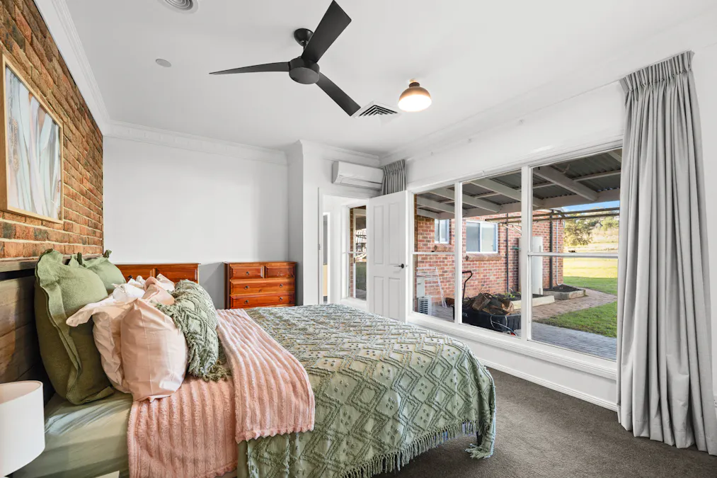 86 Meadow Banks Drive, Tamworth, NSW, 2340 - Image 12