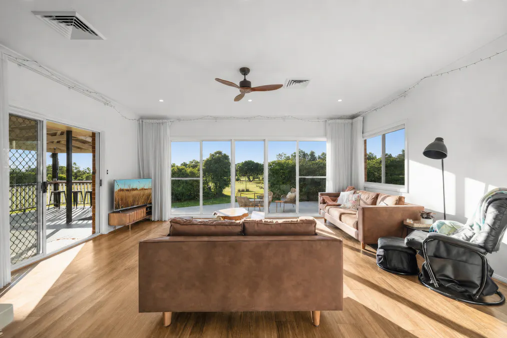 86 Meadow Banks Drive, Tamworth, NSW, 2340 - Image 3