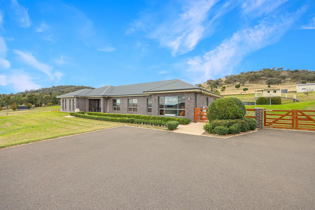 12 Honeyeater Place, Tamworth, NSW, 2340 - Image 3