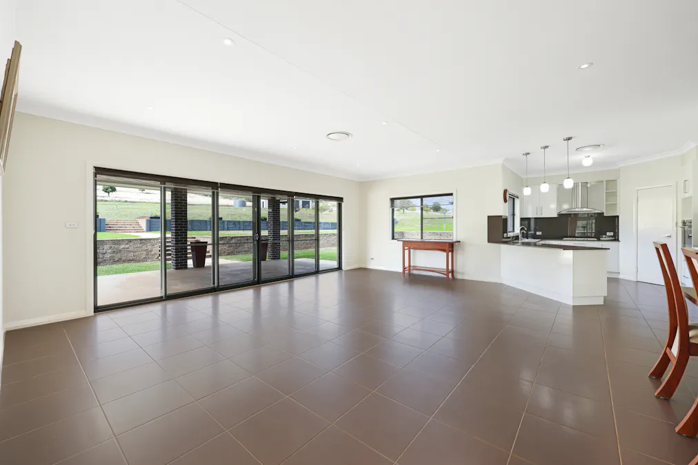 12 Honeyeater Place, Tamworth, NSW, 2340 - Image 6