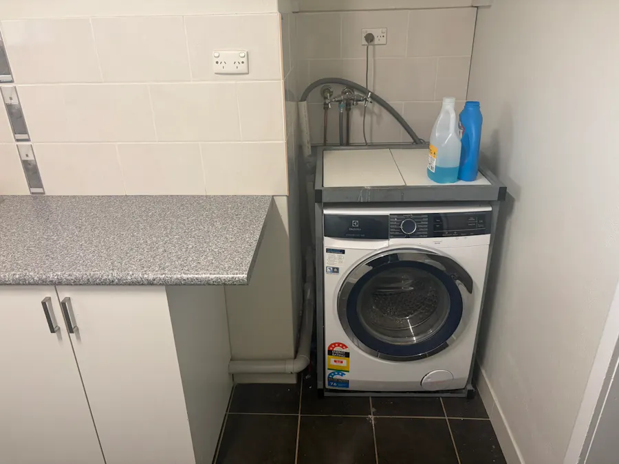 Flat B/114 Kent Street, Tamworth, NSW, 2340 - Image 7