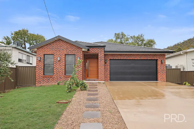 2 Bushland Avenue, Tamworth, NSW, 2340 - Image 1