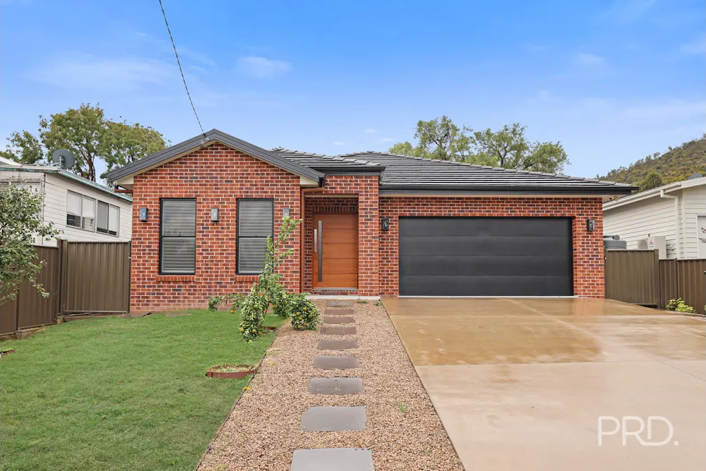 2 Bushland Avenue, Tamworth, NSW, 2340 - Image 1