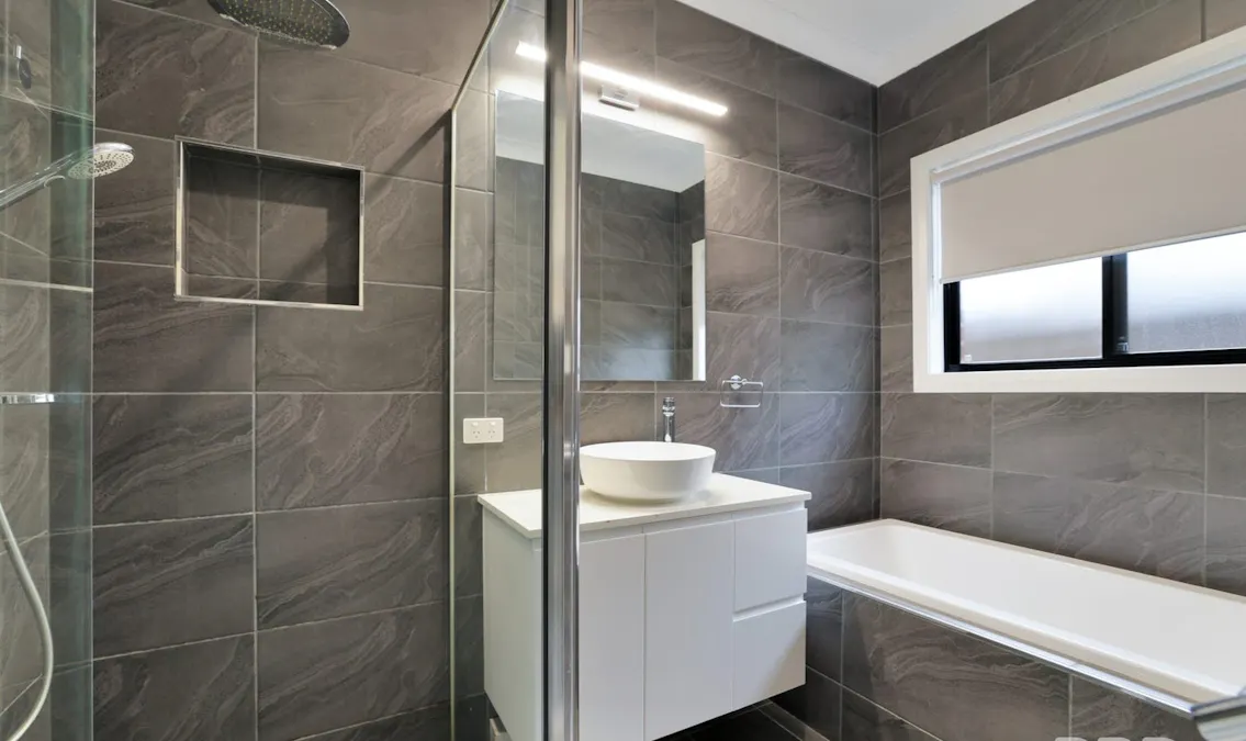 2 Bushland Avenue, Tamworth, NSW, 2340 - Image 6