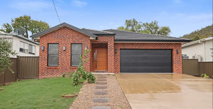 2 Bushland Avenue, Tamworth, NSW, 2340