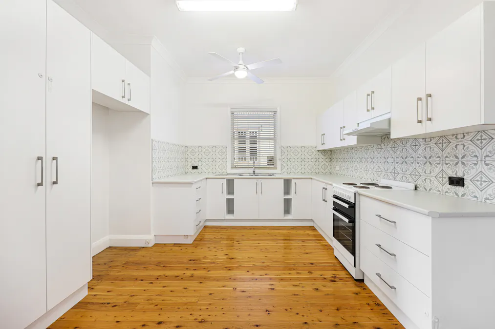 51 Mathews Street, Tamworth, NSW, 2340 - Image 4