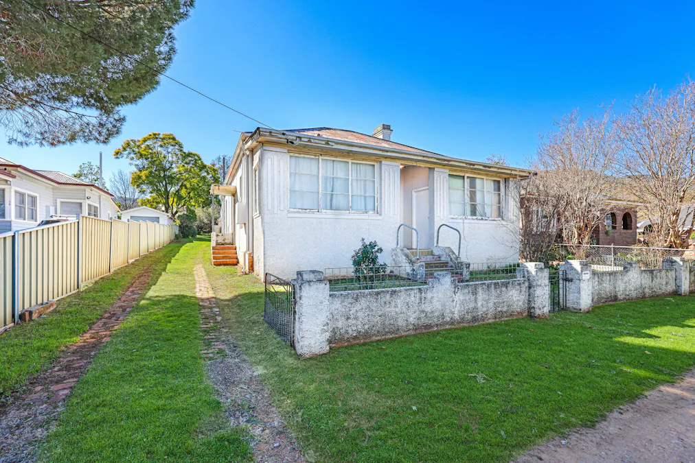 18 Raglan Street, Tamworth, NSW, 2340 - Image 3