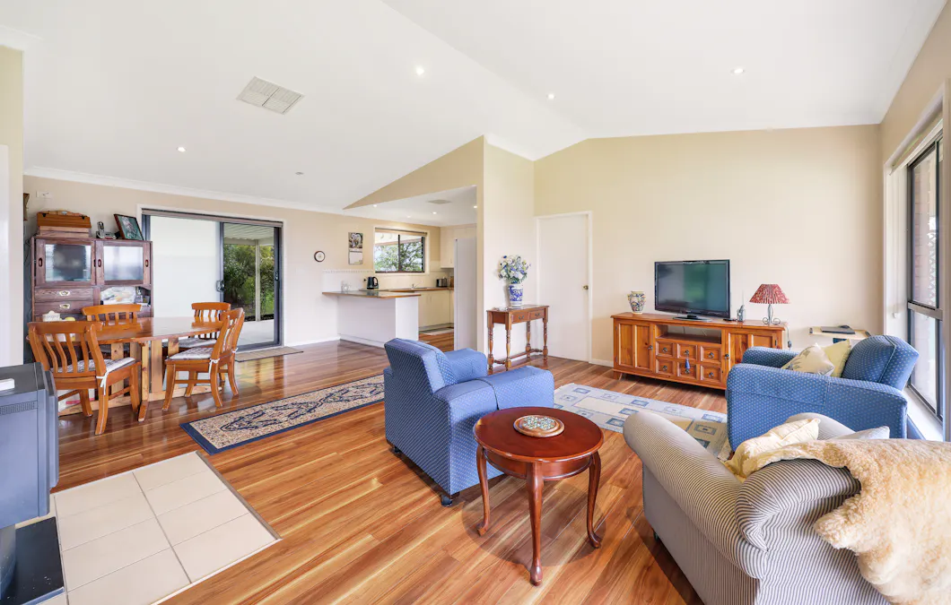 98 Tullamore Road, Tamworth, NSW, 2340 - Image 2