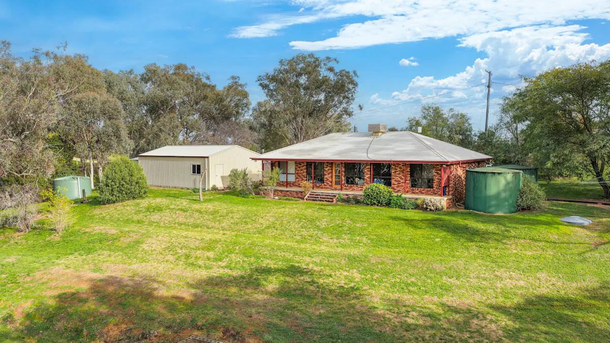 98 Tullamore Road, Tamworth, NSW, 2340 - Image 1