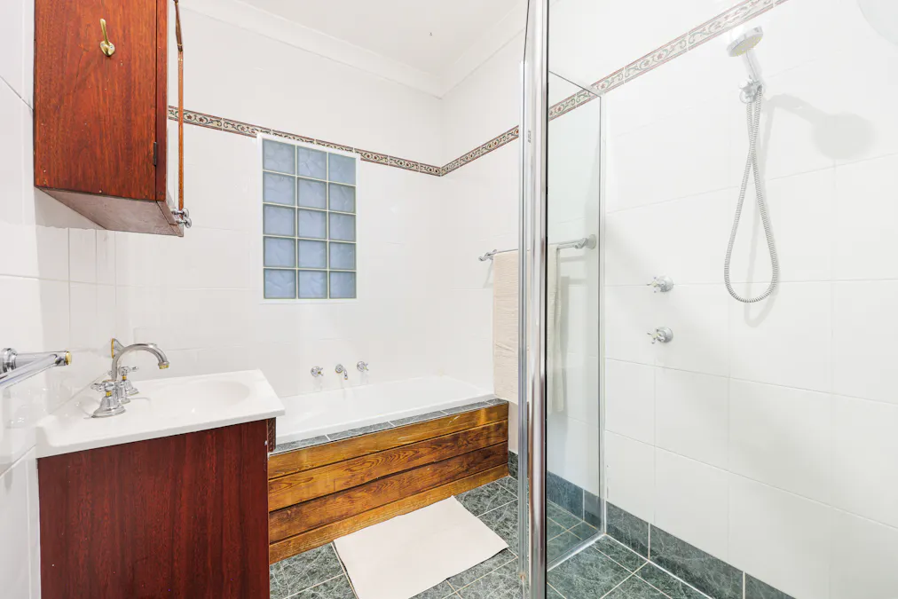 42 Croydon Avenue, Tamworth, NSW, 2340 - Image 9