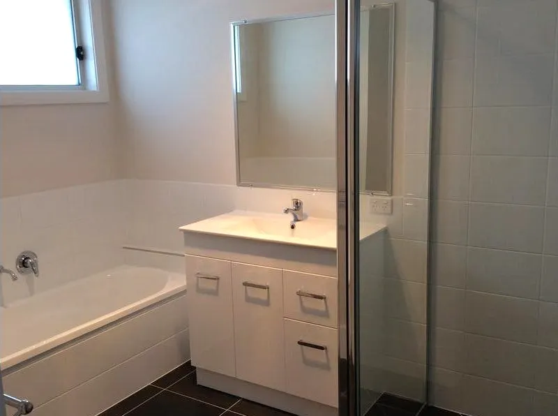 2 Barber Street, Kootingal, NSW, 2352 - Image 5