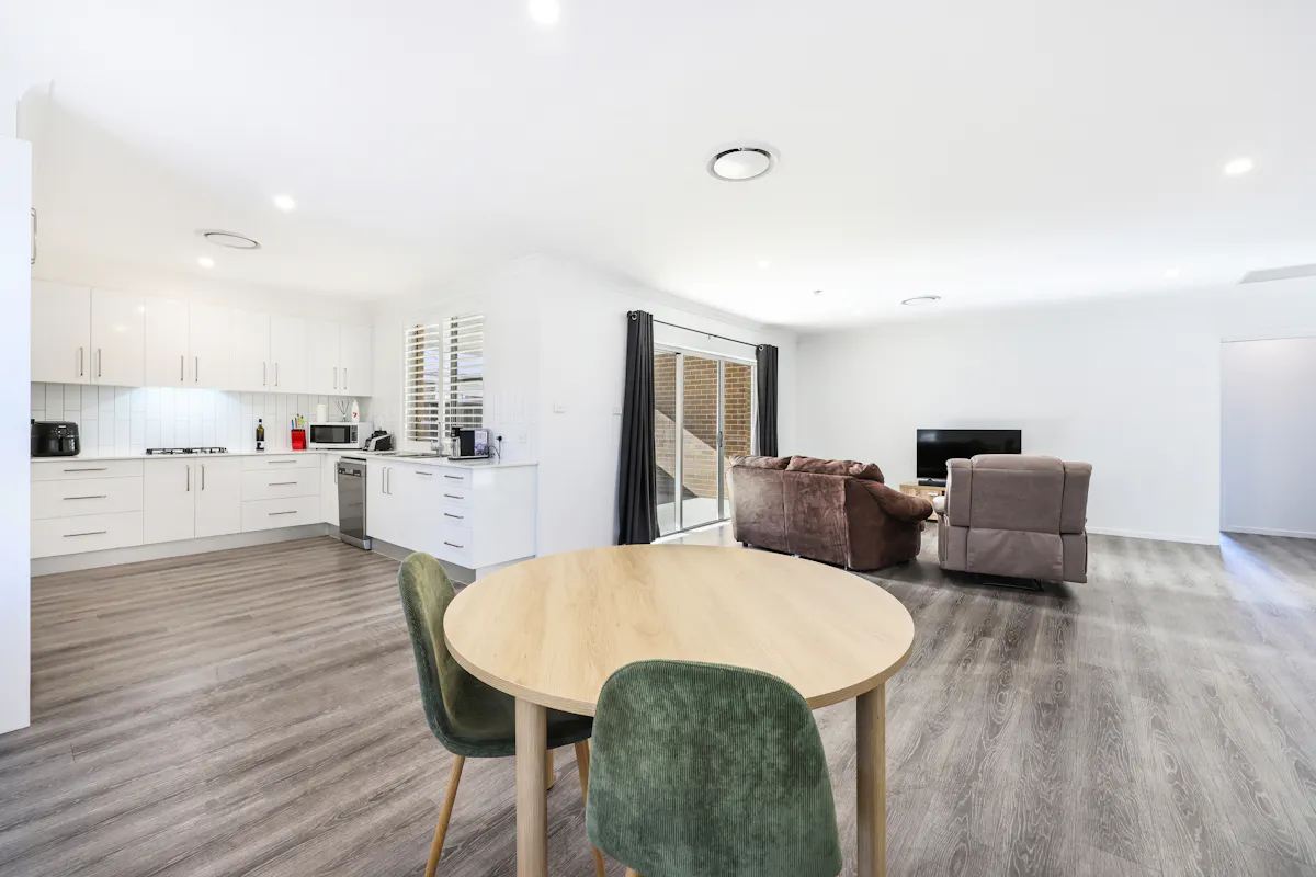 19 / 6 Ainslie Place — photo 4 of 16