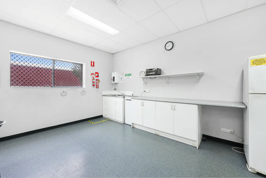 64 - 66 Armstrong Street, Tamworth, NSW, 2340 - Image 12