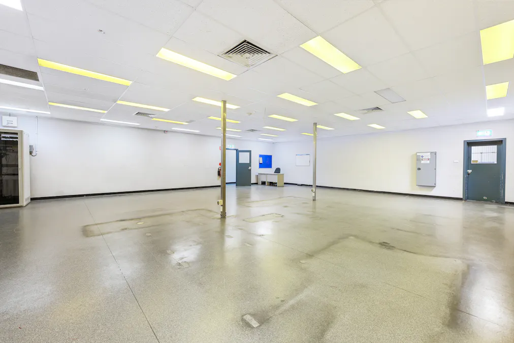 64 - 66 Armstrong Street, Tamworth, NSW, 2340 - Image 16