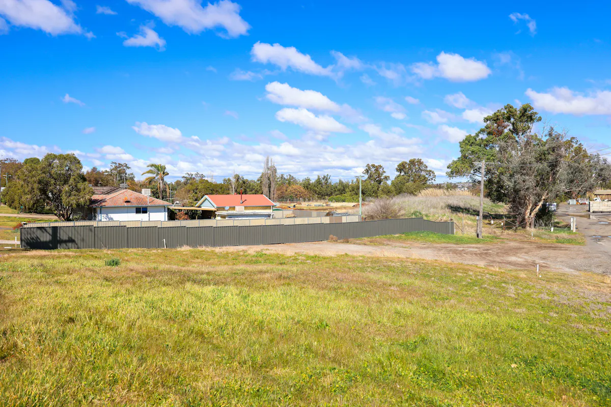 9 Crawford Street — photo 4 of 5
