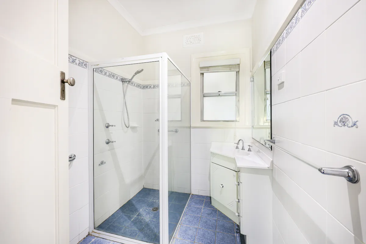10 Griffin Avenue — photo 7 of 13