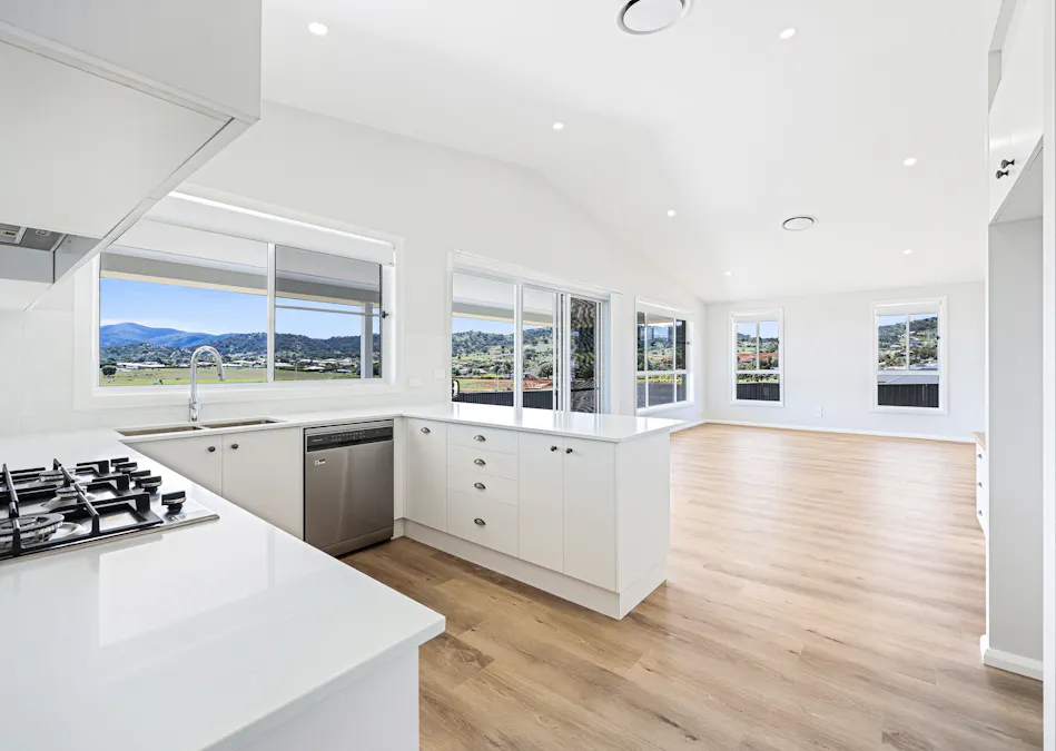 16 Boobook Court, Tamworth, NSW, 2340 - Image 5