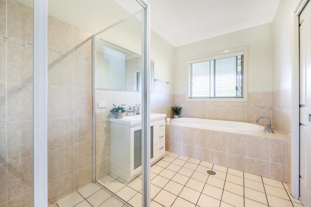 90 Grant Street, Tamworth, NSW, 2340 - Image 13