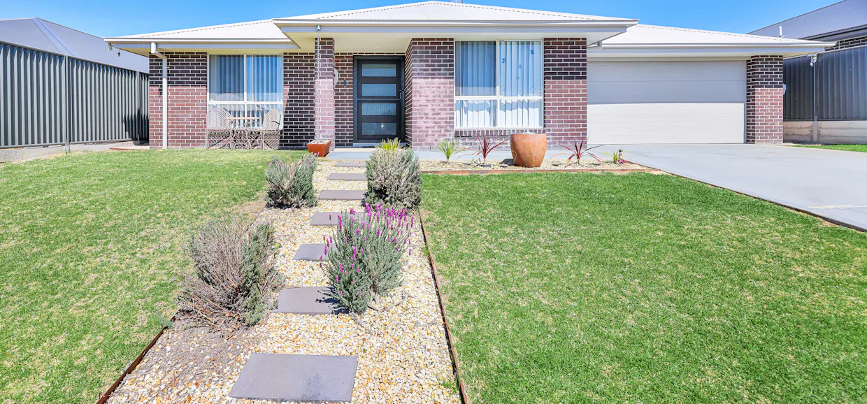 15A Gilbert Drive, Tamworth, NSW, 2340 - Image 1
