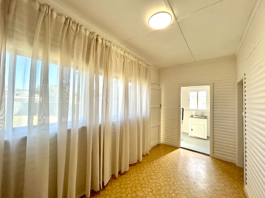 73 Susanne Street, Tamworth, NSW, 2340 - Image 11