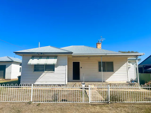 73 Susanne Street — photo from Elders Real Estate Tamworth