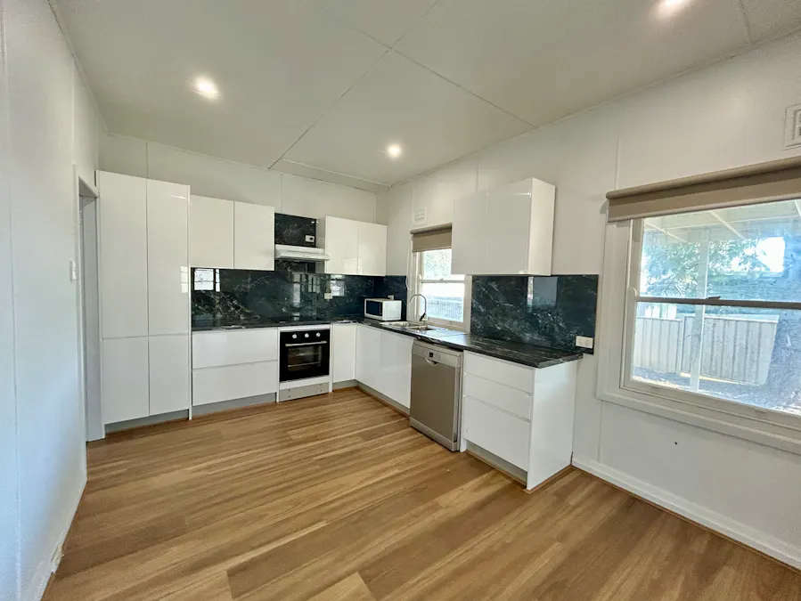 591 Armidale Road, Tamworth, NSW, 2340 - Image 3