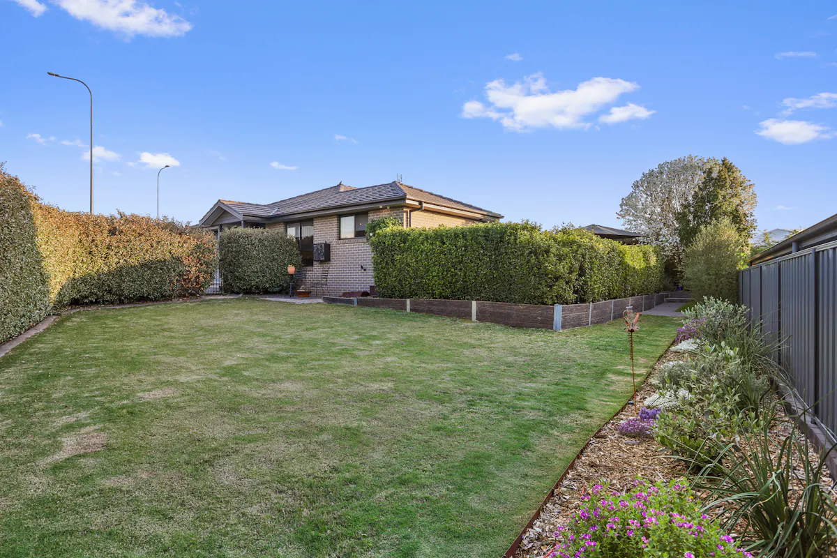 24 Tuscany Boulevard — photo 12 of 14
