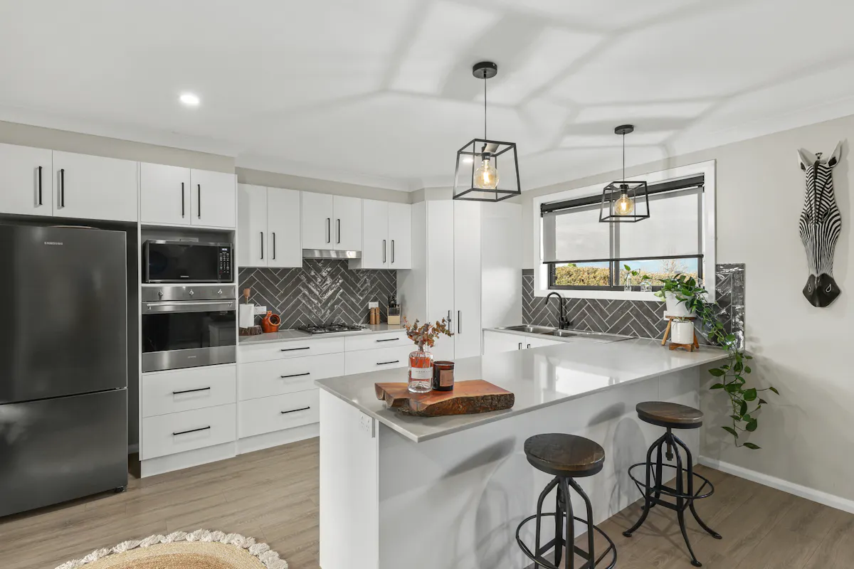24 Tuscany Boulevard — photo 4 of 14