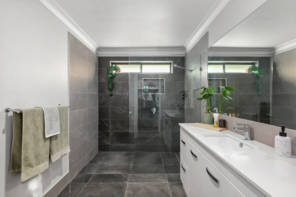 24 Tuscany Boulevard — photo 6 of 14