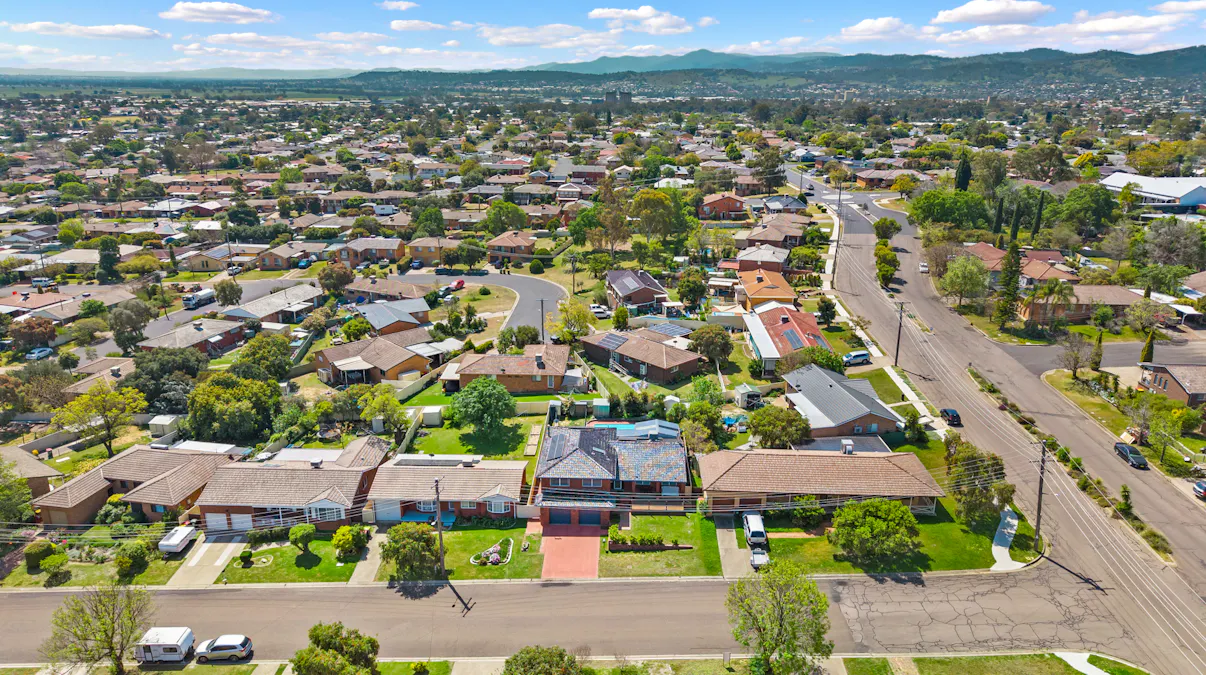 11 Myndee Avenue, Hillvue, NSW, 2340 - Image 19