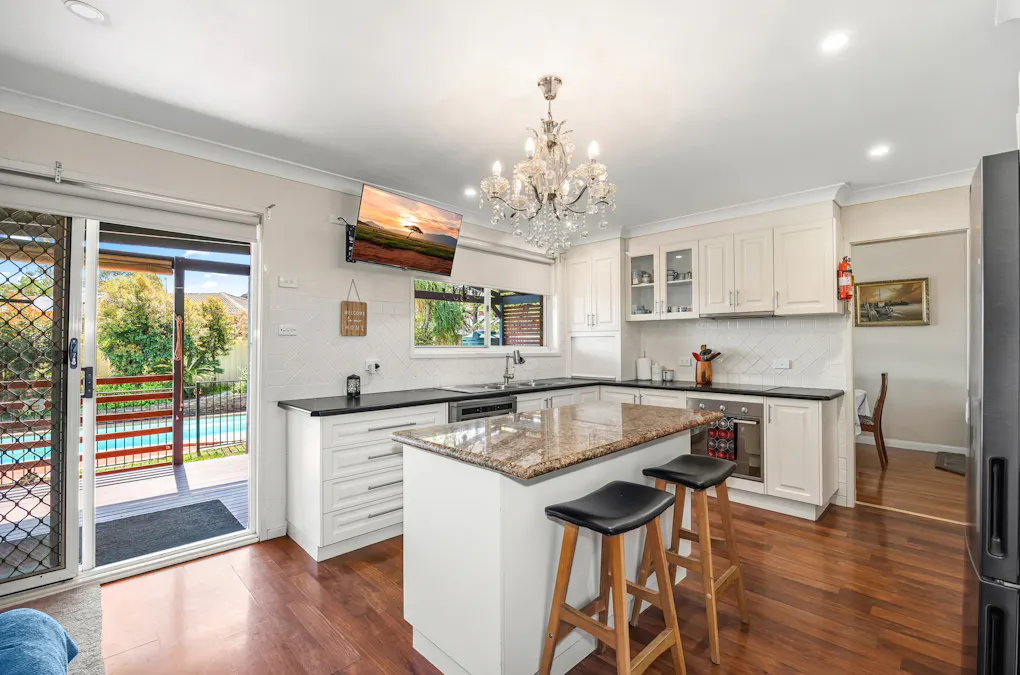 11 Myndee Avenue, Hillvue, NSW, 2340 - Image 6