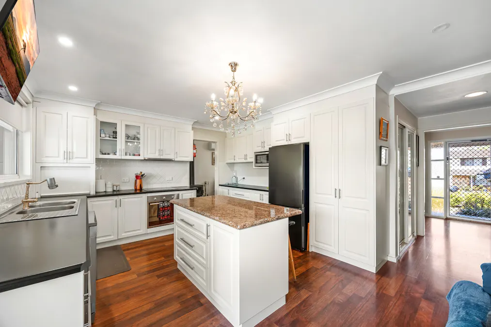 11 Myndee Avenue, Hillvue, NSW, 2340 - Image 5