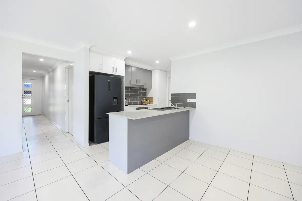 21 Porter Street — photo 3 of 16