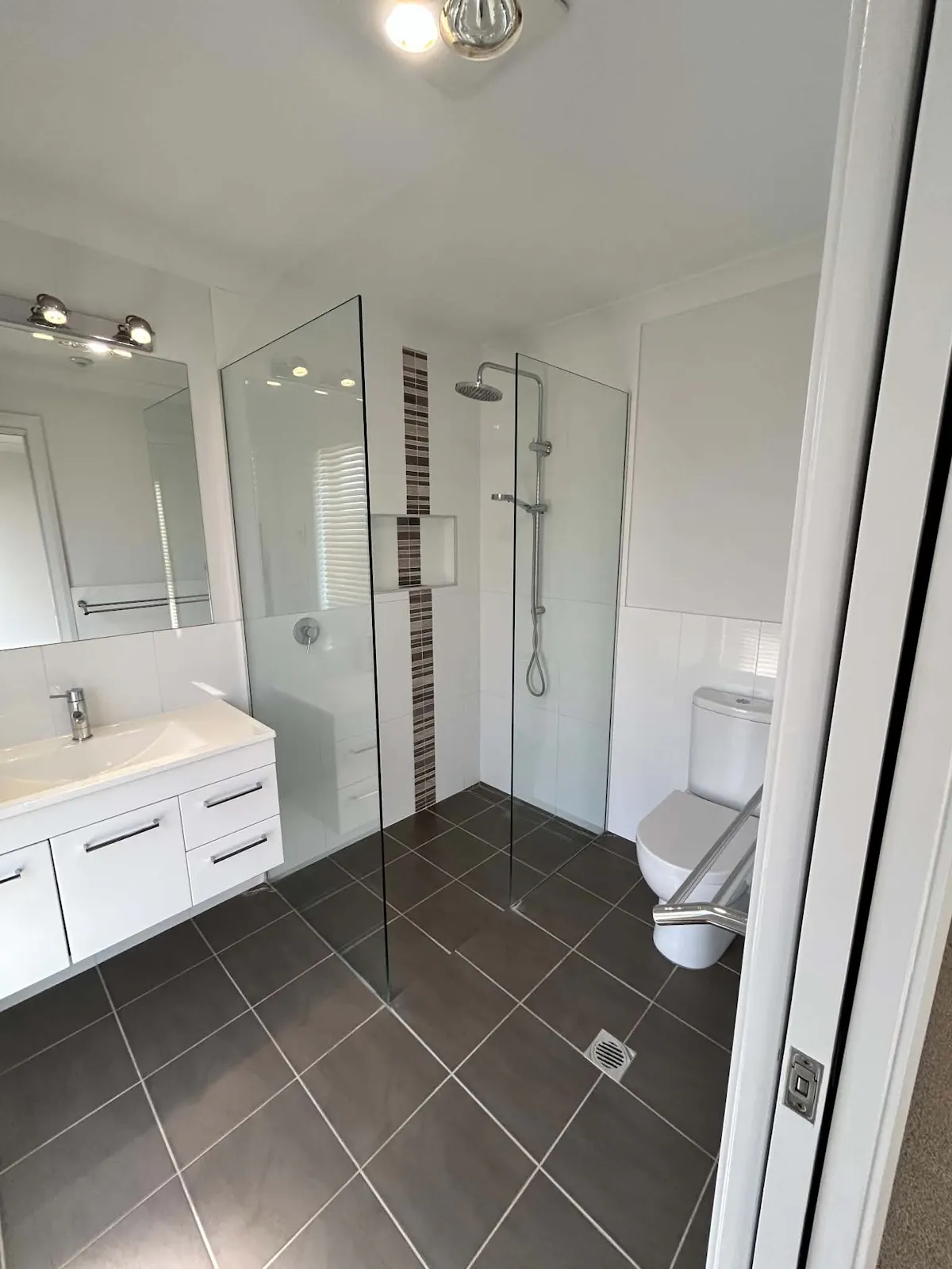 15 Grand Meadows Drive — photo 3 of 15