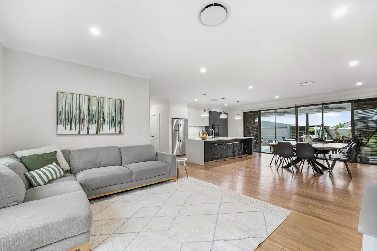 8 Mahogany Street — photo 6 of 24