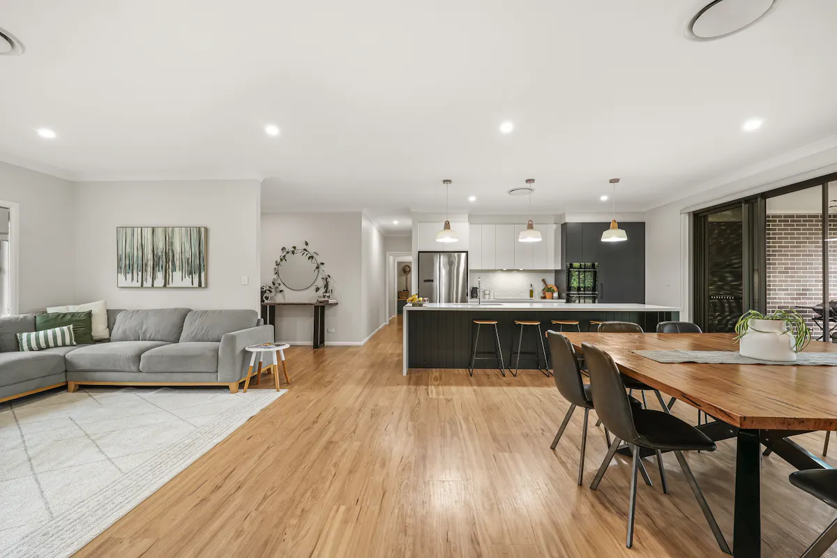 8 Mahogany Street — photo 7 of 24