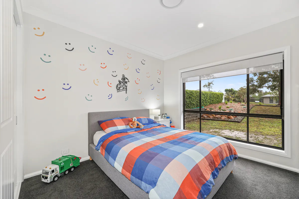 8 Mahogany Street — photo 14 of 24