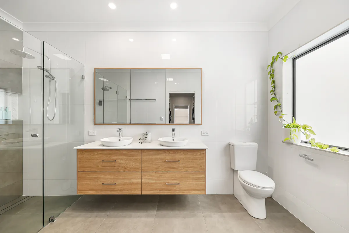 8 Mahogany Street — photo 11 of 24