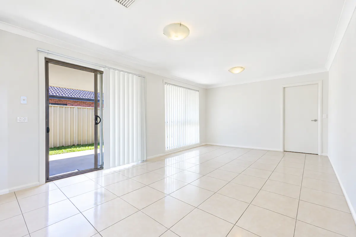 16C Warwick Road — photo 4 of 8